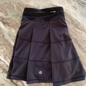 Black Pace Rival Lululemon Skirt